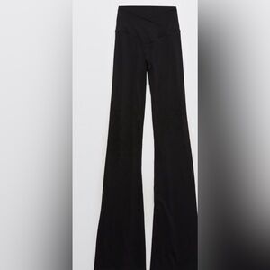 Offline Aerie- flare legging, small, black